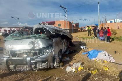 Fatal accidente: 13 muertos tras choque entre un camión y un minibús en la carretera La Paz – Oruro