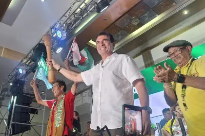Proclaman a Rodrigo Paz como precandidato para las elecciones presidenciales