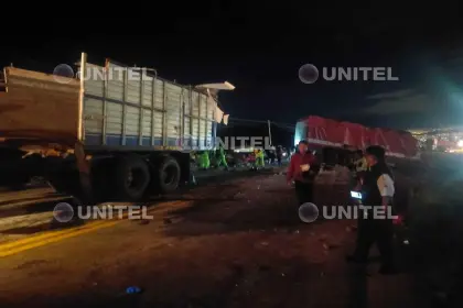 Accidente fatal: Al menos tres fallecidos y tres heridos en choque múltiple en la carretera nueva Cochabamba – Santa Cruz