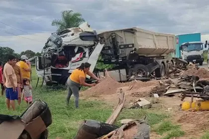La causa del accidente que dejó 12 muertos en San Julián fue invasión de carril, según informe de Tránsito