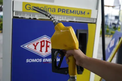 Presidente de YPFB: “Hace más de 10 años ya sabíamos que Bolivia iba a ser un importador de combustible”