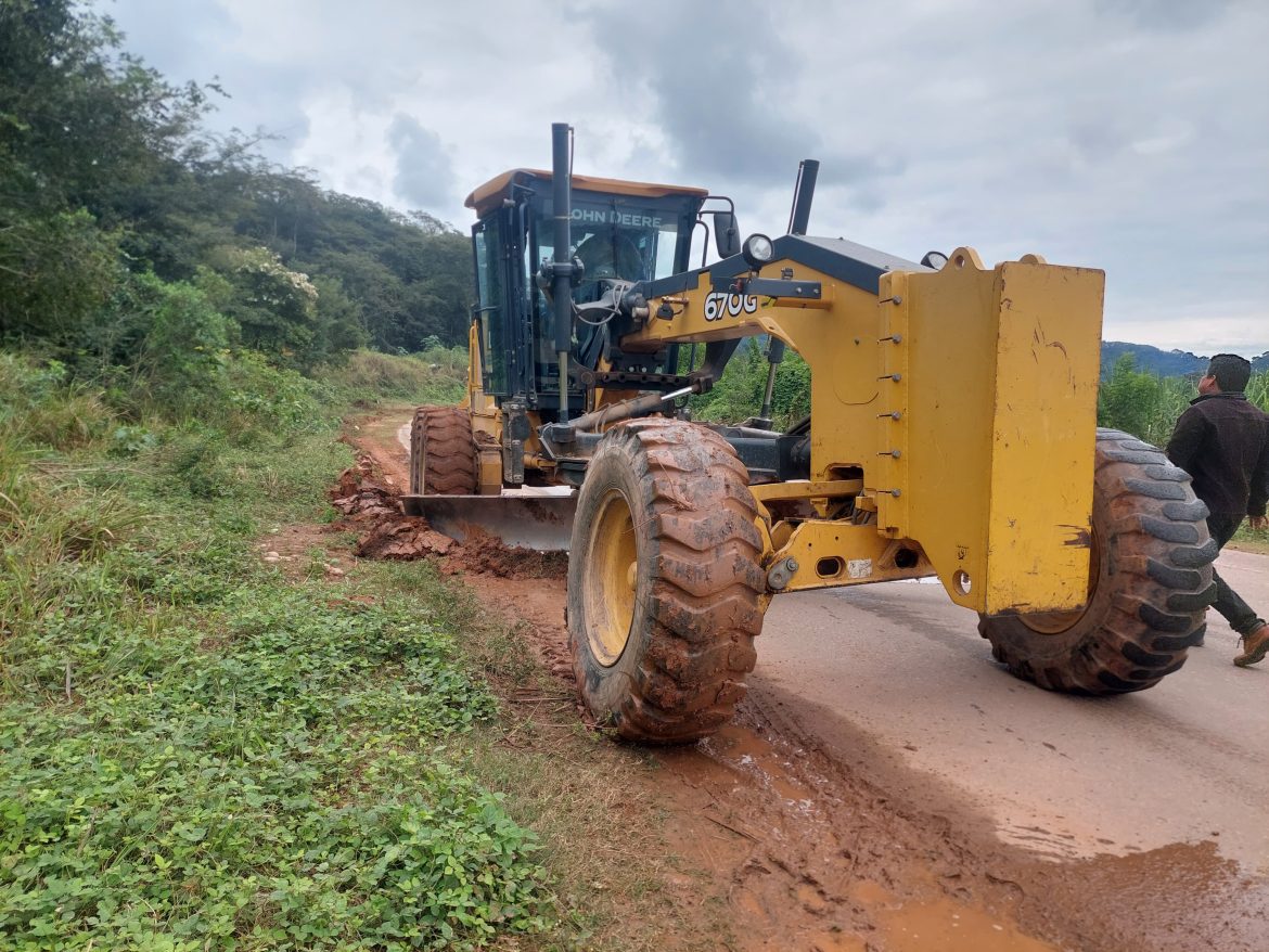 La Subgobernación de Bermejo y el Transporte Unificado avanzan en el mantenimiento de la Ruta Departamental D-621