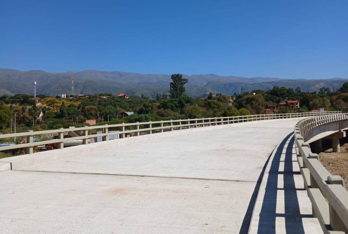 Comparan al segundo puente de Tomatitas con el puente Millonario, ninguno va cumplir la función para la cual fue construido