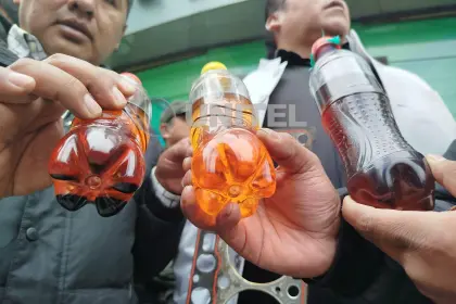 Tras la protesta de choferes por la “mala calidad” de gasolina, ANH anuncia inspecciones “sorpresivas” en surtidores y YPFB