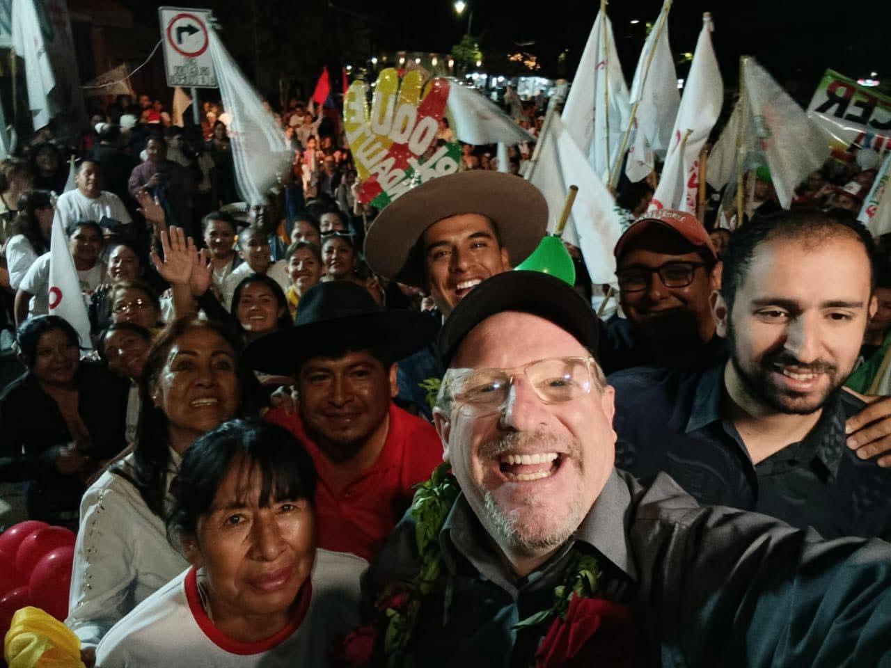 Adrián Oliva afirma que el proyecto de Alianza Patria nace de la gente y vuelve a sus raíces en el Distrito 1