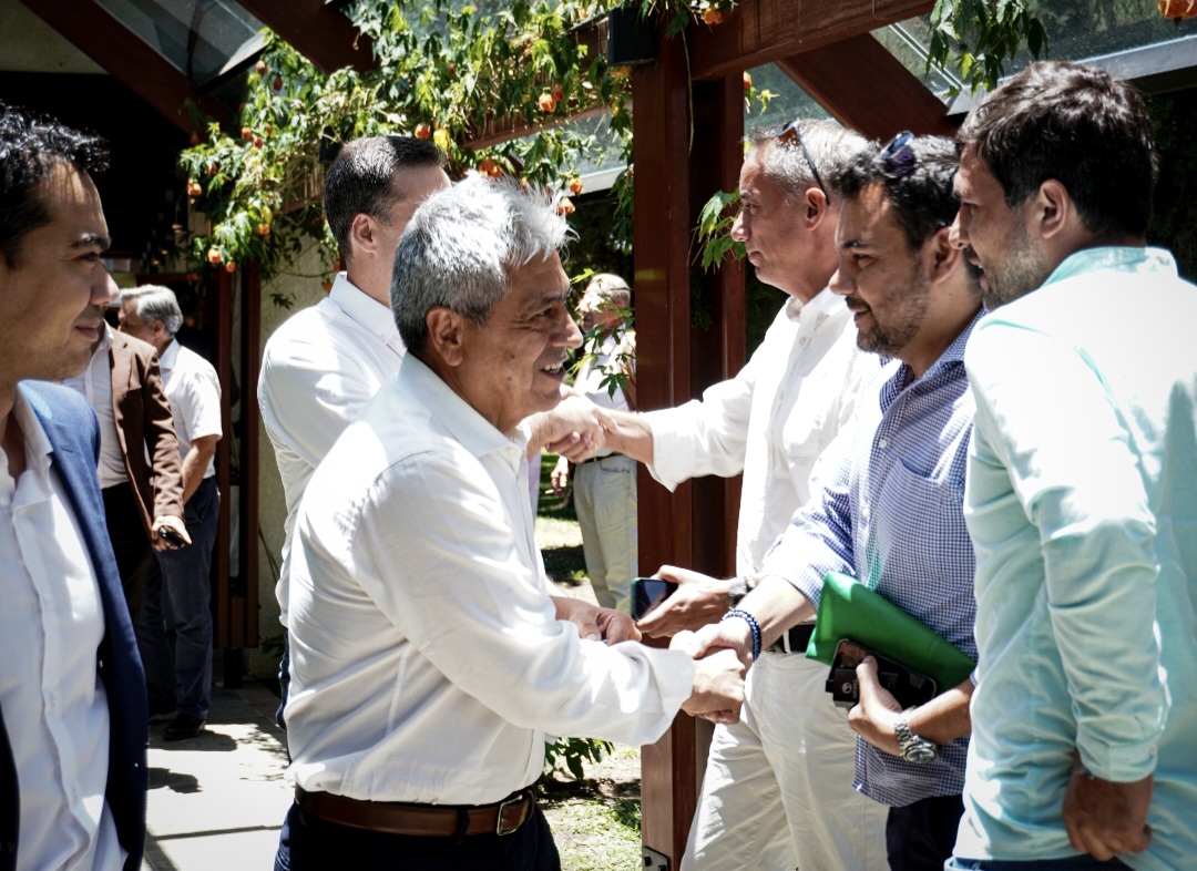 Cossío participa en Cumbre para impulsar el desarrollo de Tarija