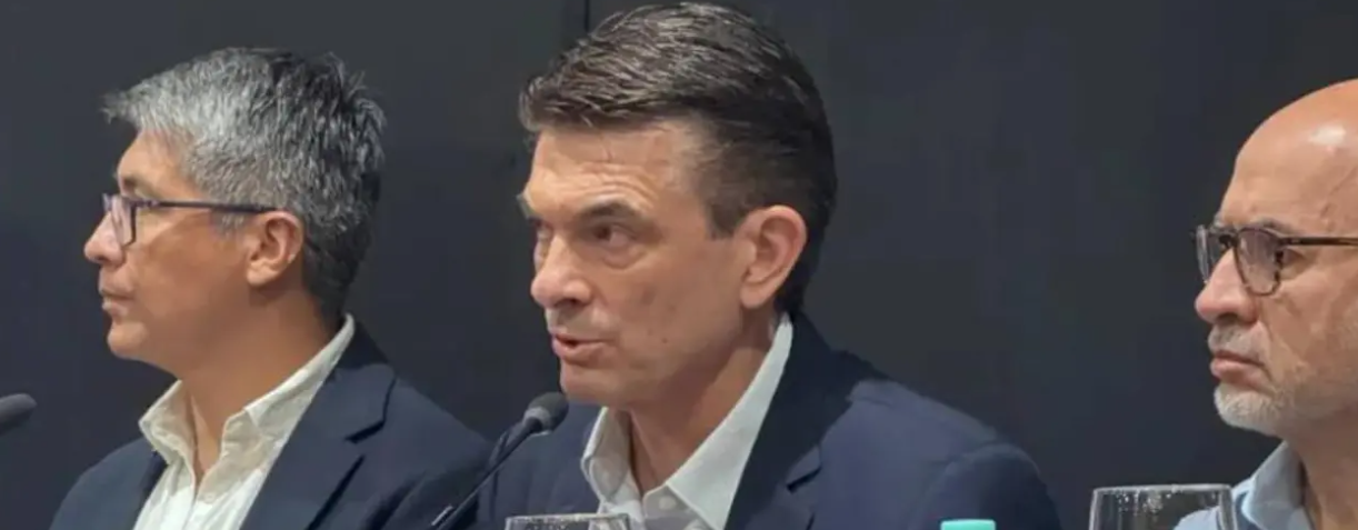 ¿Crisis de gabinete?: Paz anuncia cambios en su gabinete