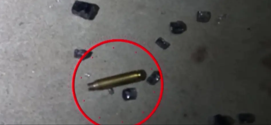 ¿Quién es el hombre mencionado en una nota que apareció junto al acribillado en Bulo Bulo?