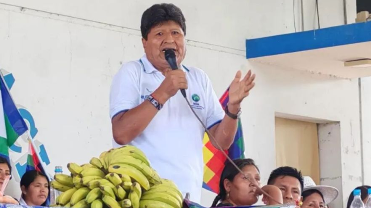 Evo da plazo al Gobierno y advierte con movilizaciones si no anula normas hasta octubre